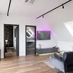 The Penthouse At Eco Smart Апарт-отель 4*