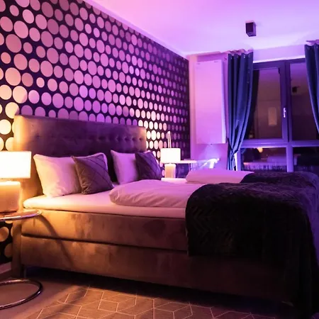 Апарт-отель The Penthouse At Eco Smart Нюрнберг