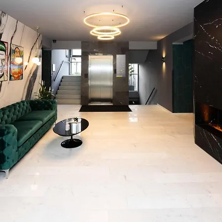 The Penthouse At Eco Smart 4* Nürnberg