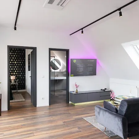 The Penthouse At Eco Smart Apartmanhotel 4*