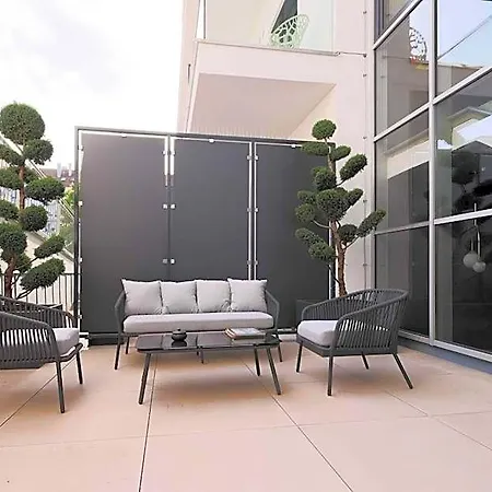 Апарт-отель The Penthouse At Eco Smart Нюрнберг