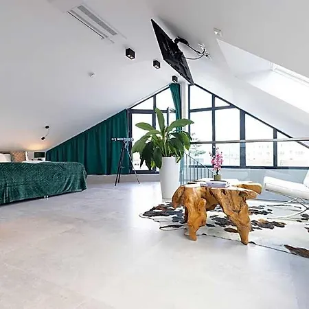 The Penthouse At Eco Smart Апарт-отель